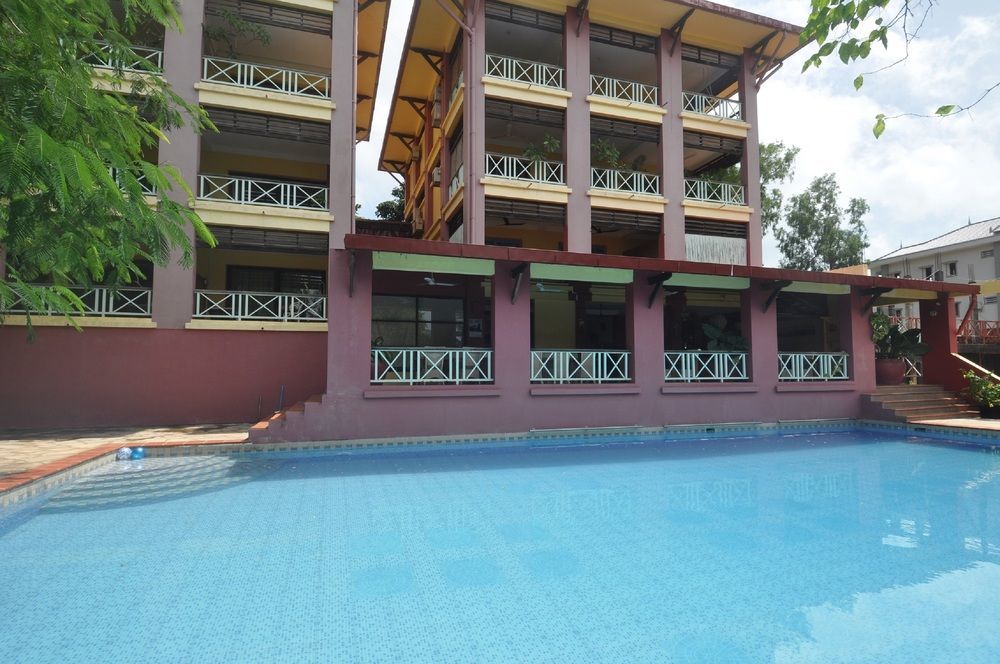 The Harbor Lights Palace Sihanoukville Exterior foto